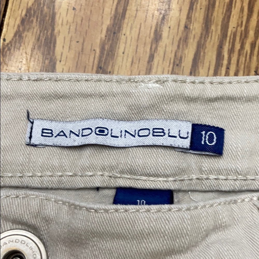 Capris - Picture 5 of 6